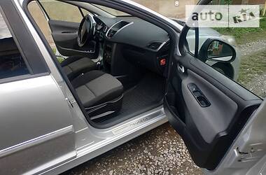 Хетчбек Peugeot 207 2010 в 