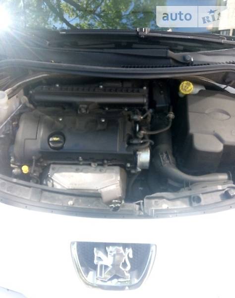 Універсал Peugeot 207 2009 в Луцьку