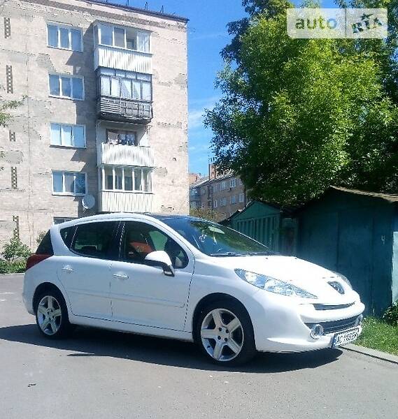 Універсал Peugeot 207 2009 в Луцьку