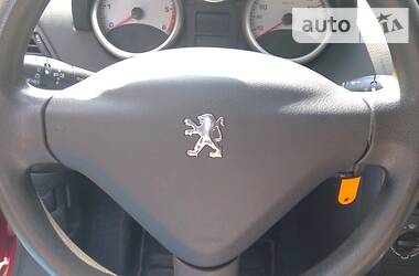 Универсал Peugeot 207 2009 в Виноградове