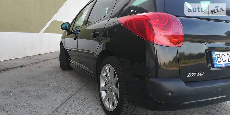 Універсал Peugeot 207 2008 в Стрию