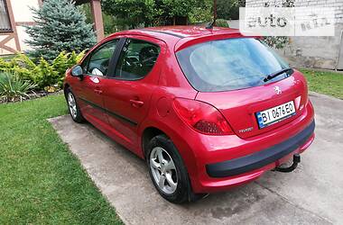 Хэтчбек Peugeot 207 2006 в Кременчуге