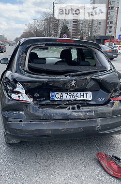 Хэтчбек Peugeot 207 2006 в Львове