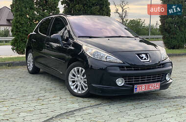 Хэтчбек Peugeot 207 2008 в Дубно