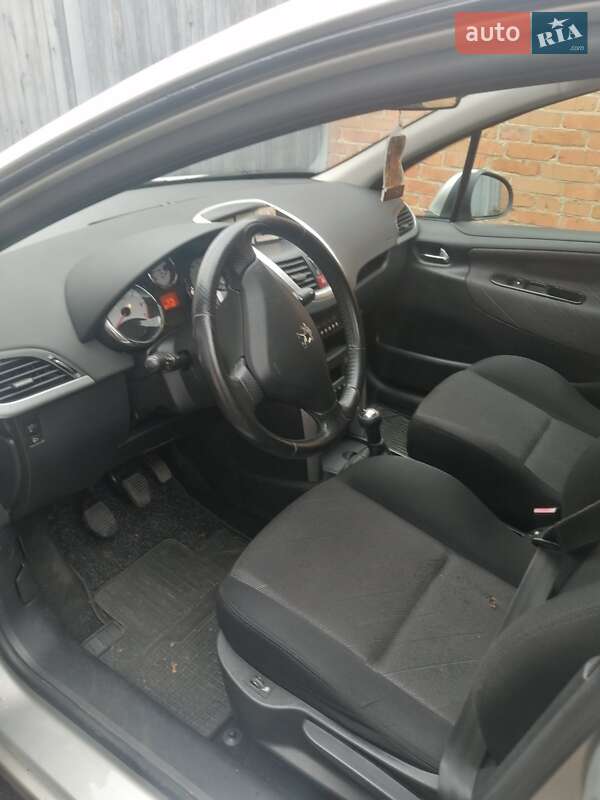 Хетчбек Peugeot 207 2007 в Сумах