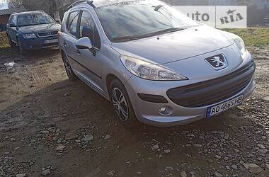 Универсал Peugeot 207 2008 в Рахове