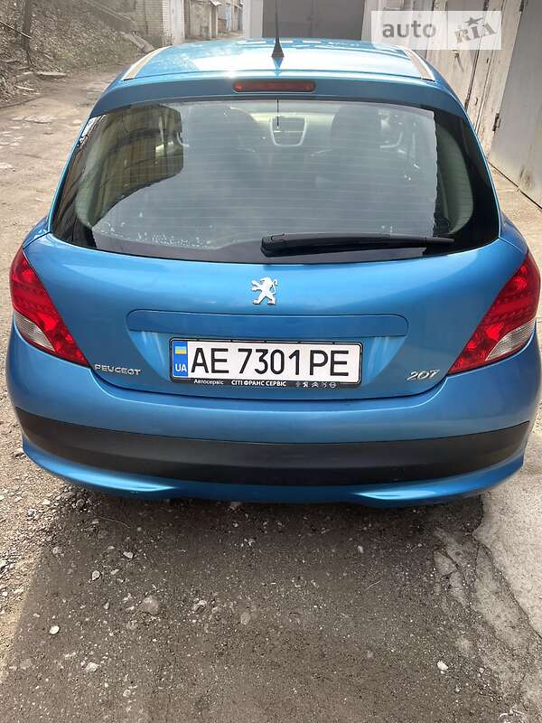 Хэтчбек Peugeot 207 2012 в Днепре