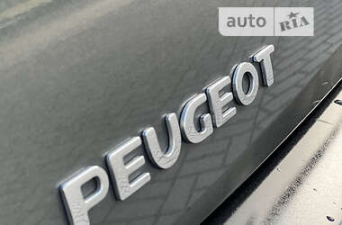 Універсал Peugeot 207 2011 в 