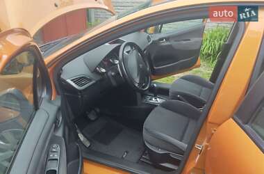 Хетчбек Peugeot 207 2008 в Дніпрі