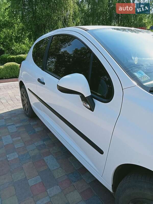 Хетчбек Peugeot 207 2007 в Миргороді фото 14 Хетчбек Peugeot 207 2007 в Миргороді