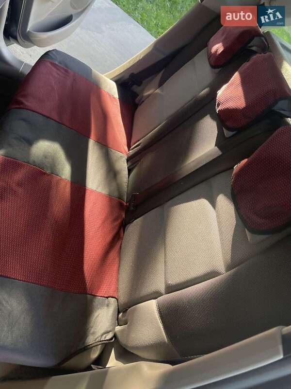 Універсал Peugeot 207 2008 в Іршаві