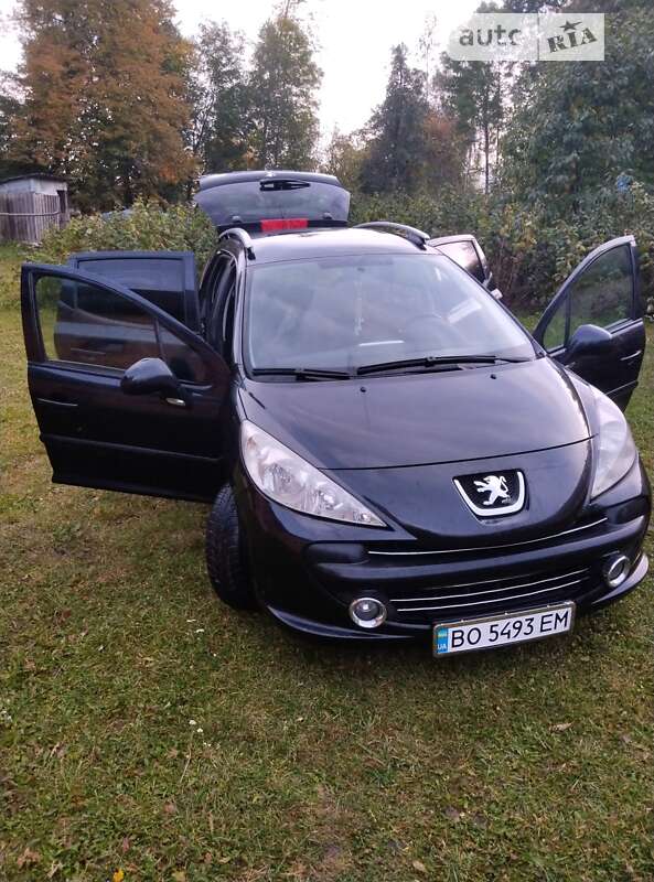 Универсал Peugeot 207 2007 в Кременце