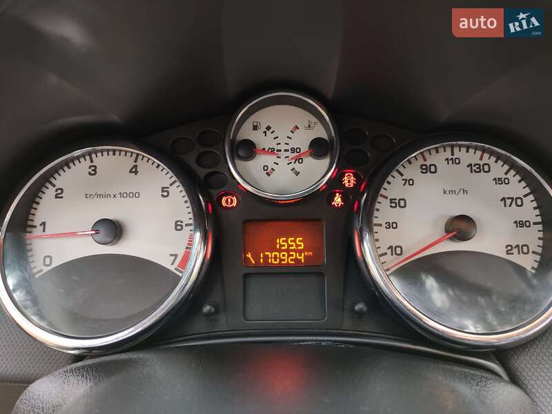 Хетчбек Peugeot 207 2011 в Києві