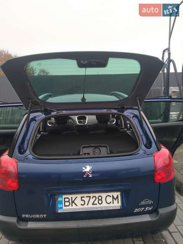 Універсал Peugeot 207 2007 в Здолбуніві