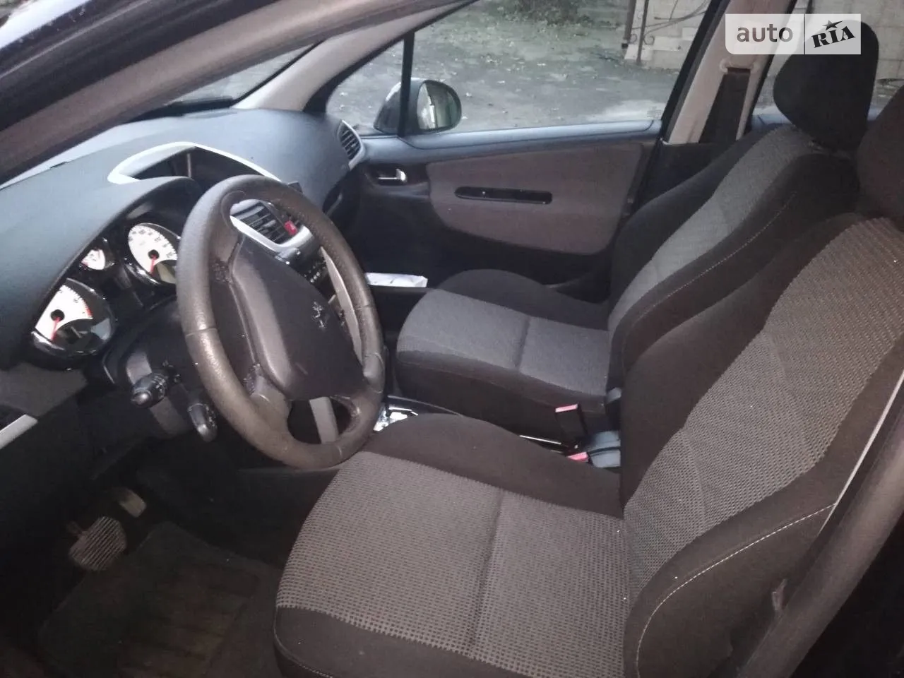 2010 Peugeot 207 - мініатюра 16