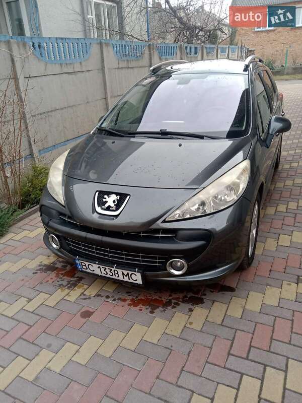 Универсал Peugeot 207 2007 в Горохове