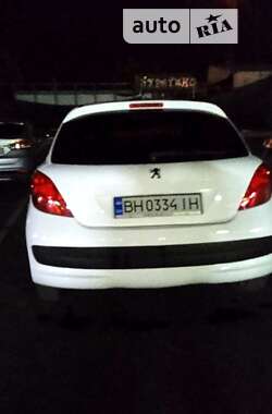 Хетчбек Peugeot 207 2008 в Подільську