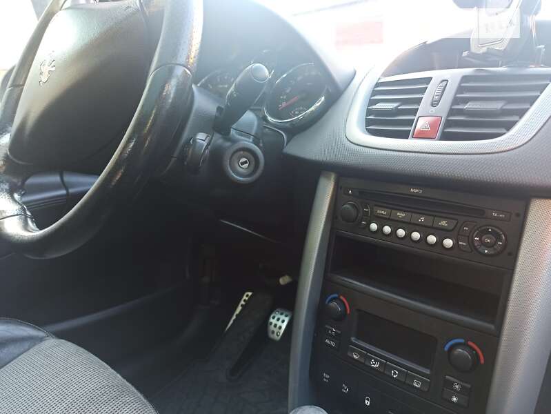 Универсал Peugeot 207 2007 в Виннице