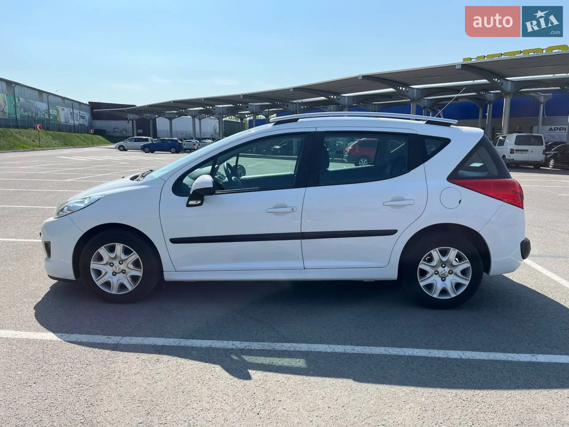 2010 Peugeot 207 - мініатюра 9