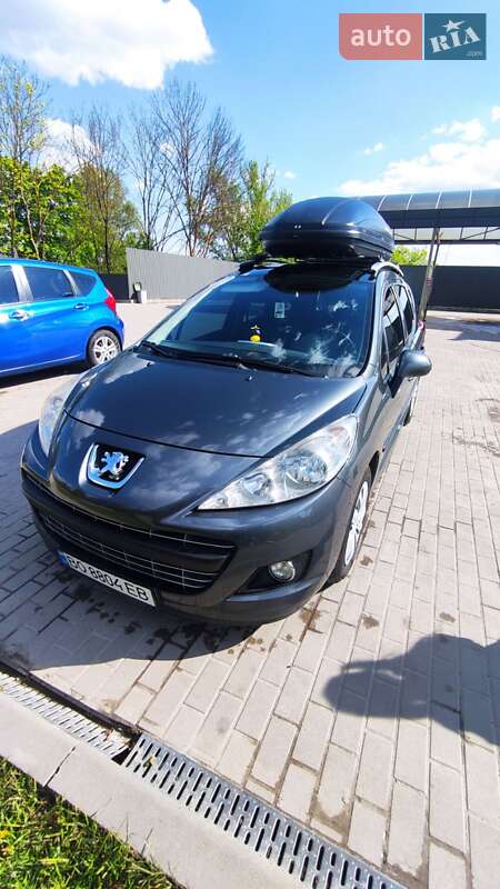 Универсал Peugeot 207 2012 в Тернополе