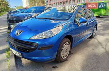 Хэтчбек Peugeot 207 2007 в 
