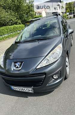 Хетчбек Peugeot 207 2010 в Ірпені