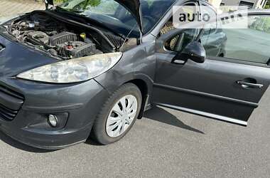 Хетчбек Peugeot 207 2010 в Ірпені