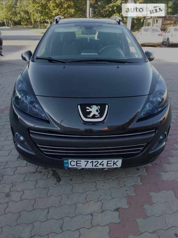 Универсал Peugeot 207 2010 в Черновцах