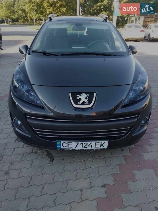 Універсал Peugeot 207 2010 в Чернівцях
