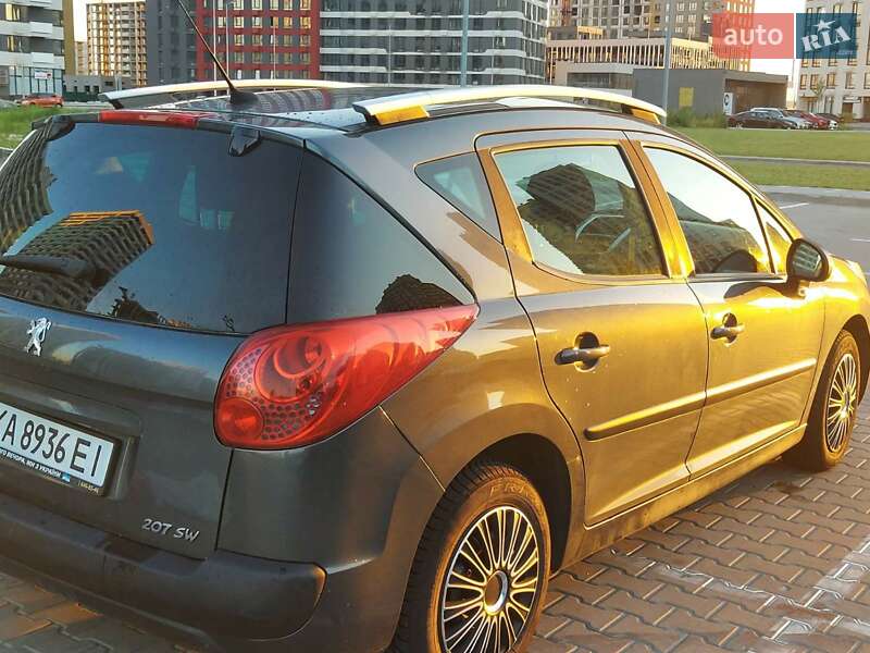 Універсал Peugeot 207 2007 в Києві