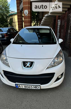 Хэтчбек Peugeot 207 2012 в Киеве