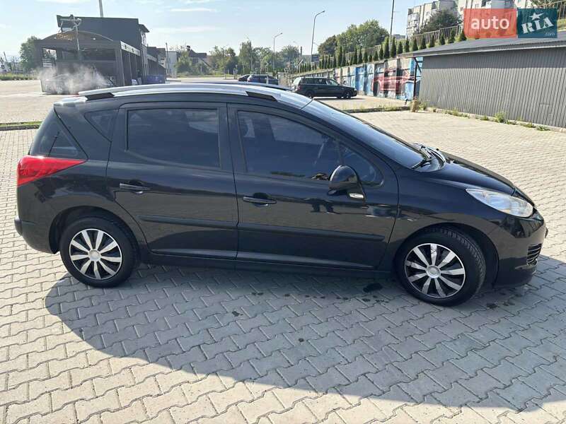 Універсал Peugeot 207 2010 в Дрогобичі