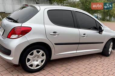 Хетчбек Peugeot 207 2010 в Трускавці