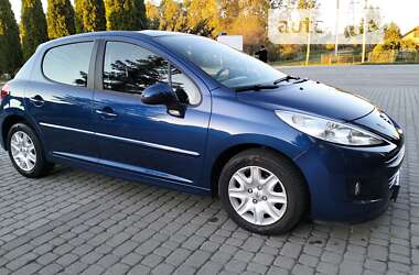 Хэтчбек Peugeot 207 2009 в Ивано-Франковске