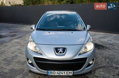 Хэтчбек Peugeot 207 2010 в Тернополе