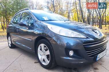 Универсал Peugeot 207 2010 в Днепре