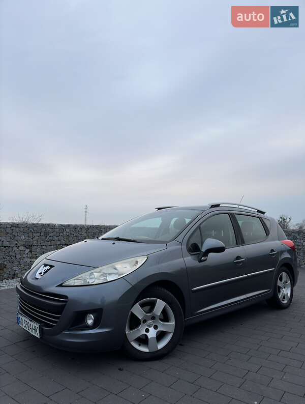 Универсал Peugeot 207 2010 в Мукачево