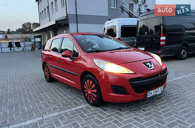 Универсал Peugeot 207 2010 в Ровно