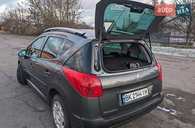 Універсал Peugeot 207 2009 в Зарічному