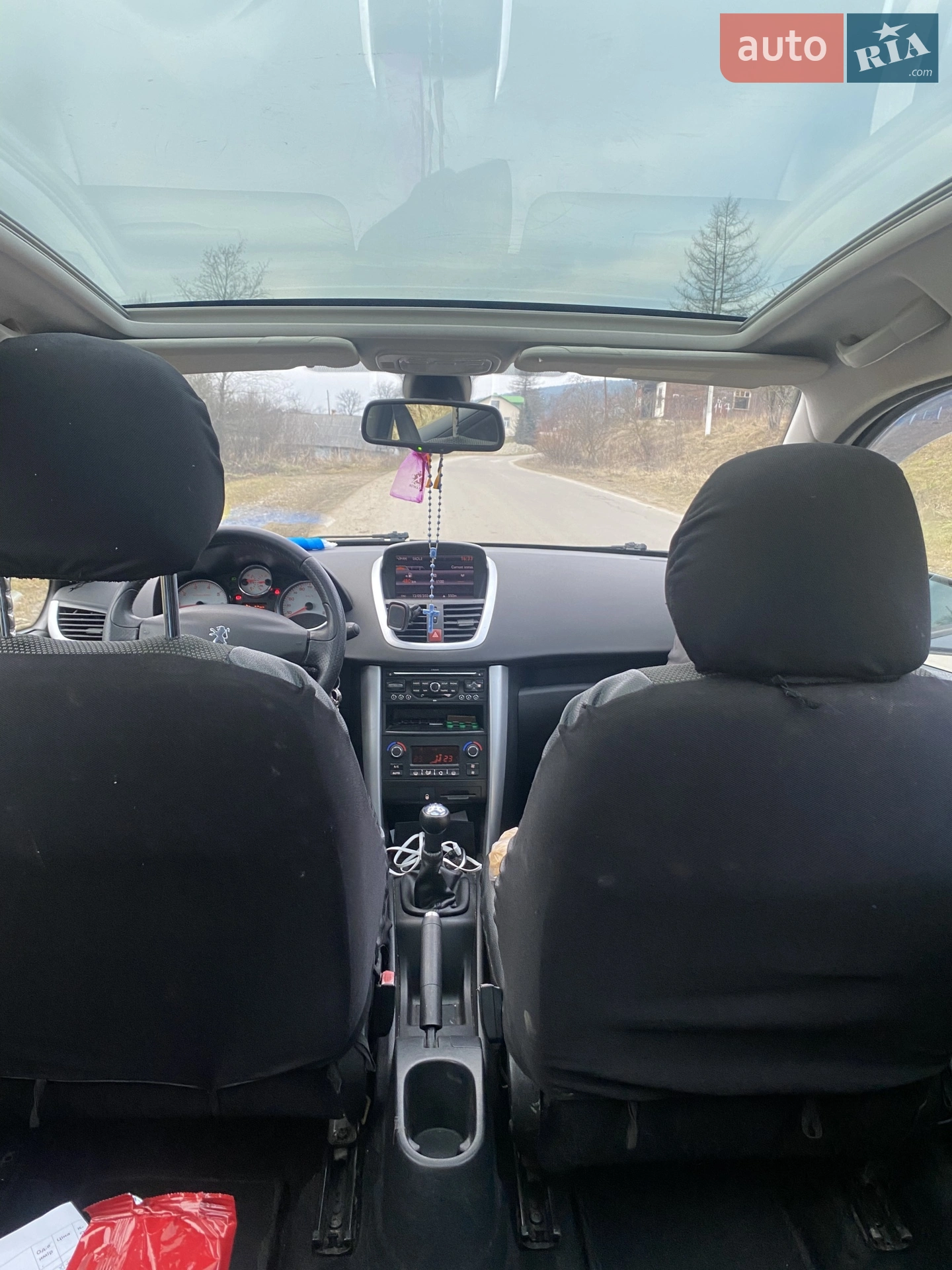 2010 Peugeot 207 - мініатюра 8