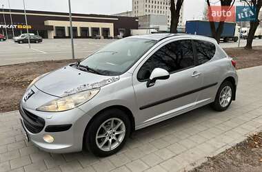 Хетчбек Peugeot 207 2007 в Лисянці