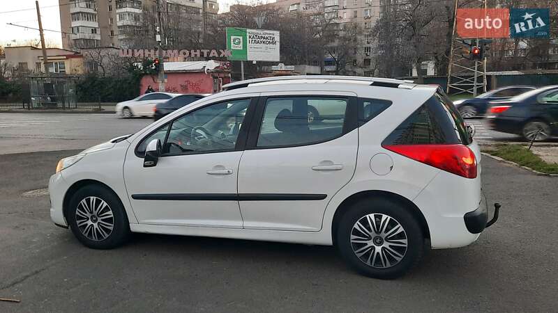 Універсал Peugeot 207 2010 в Одесі