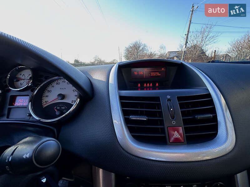 Хэтчбек Peugeot 207 2009 в Одессе