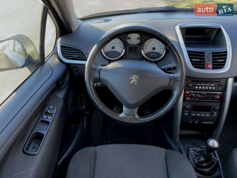 Хэтчбек Peugeot 207 2009 в Одессе