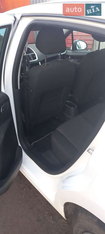 Хэтчбек Peugeot 207 2007 в Баштанке