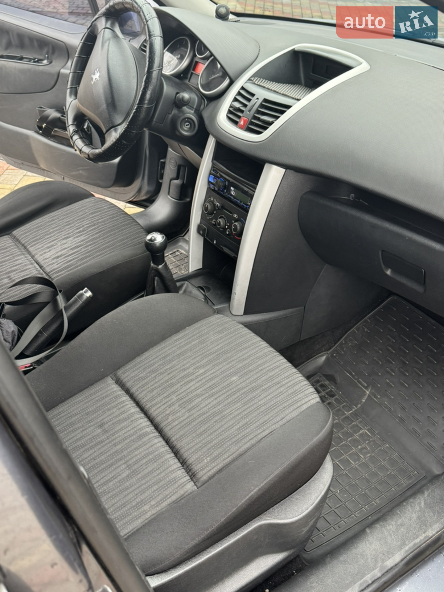2010 Peugeot 207 - мініатюра 6