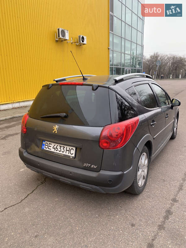 Универсал Peugeot 207 2009 в Николаеве