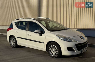 Универсал Peugeot 207 2010 в Полтаве