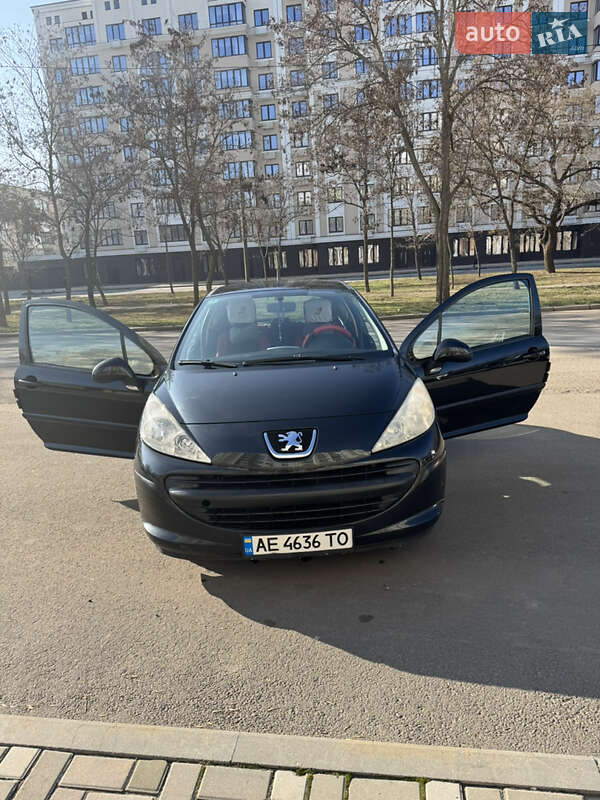 Хетчбек Peugeot 207 2006 в Херсоні