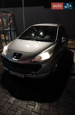 Хэтчбек Peugeot 207 2007 в Буче